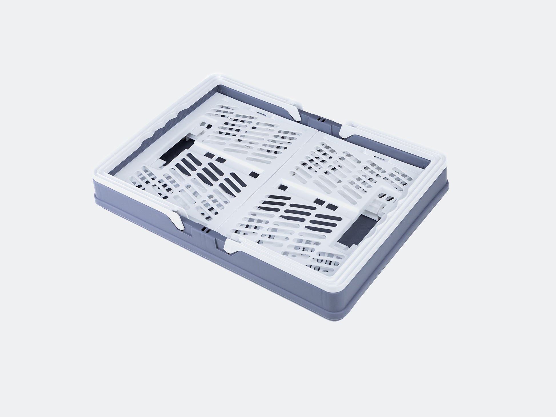 Velowave_White and gray basket on a light gray background