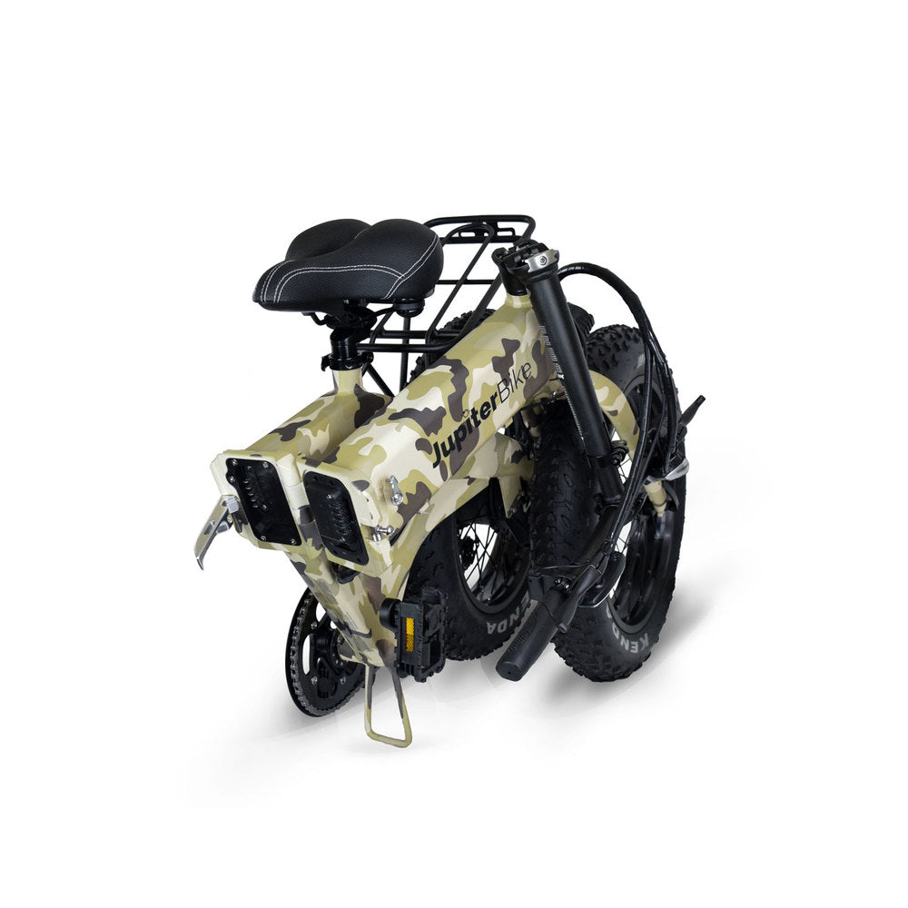 JupiterBikes_Green camouflage-patterned Defiant electric bike folded on a white background