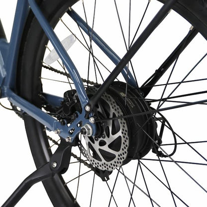 JupiterBike_Close-up of the Journey electric bicycle wheel with chain and gear on a white background