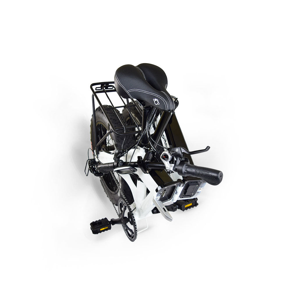 Jupiter_Folded bicycle with a seat and rear rack on a white background